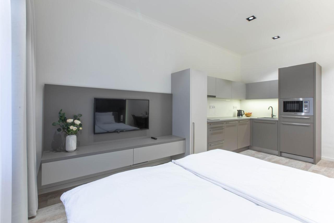 Lampi Aparthotel Prague Ngoại thất bức ảnh