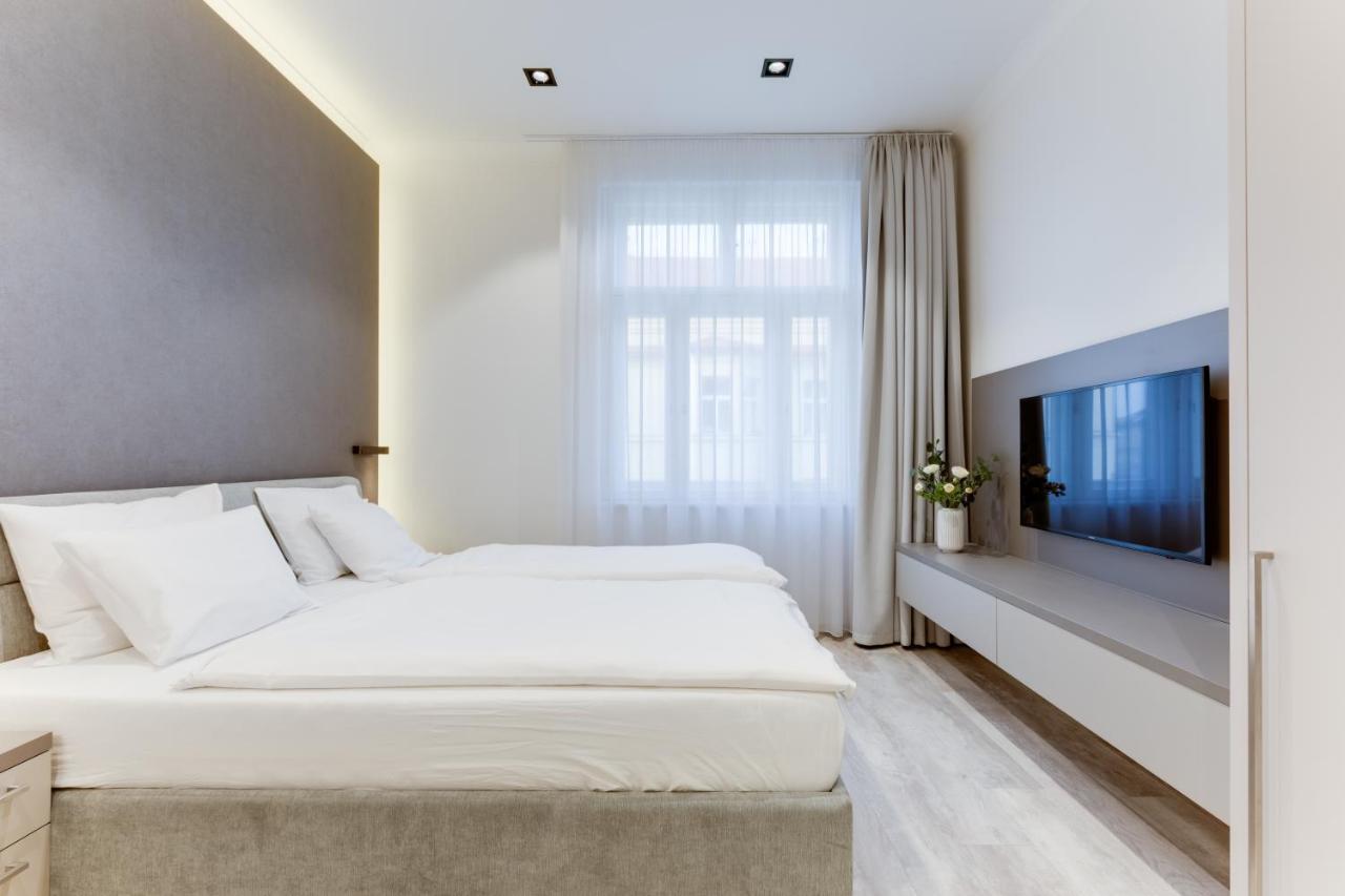 Lampi Aparthotel Prague Ngoại thất bức ảnh