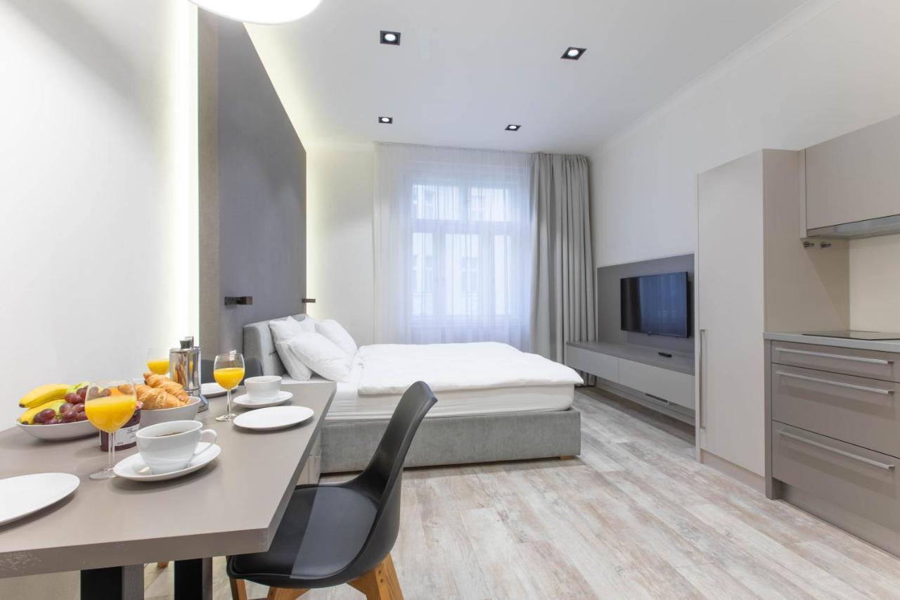 Lampi Aparthotel Prague Ngoại thất bức ảnh