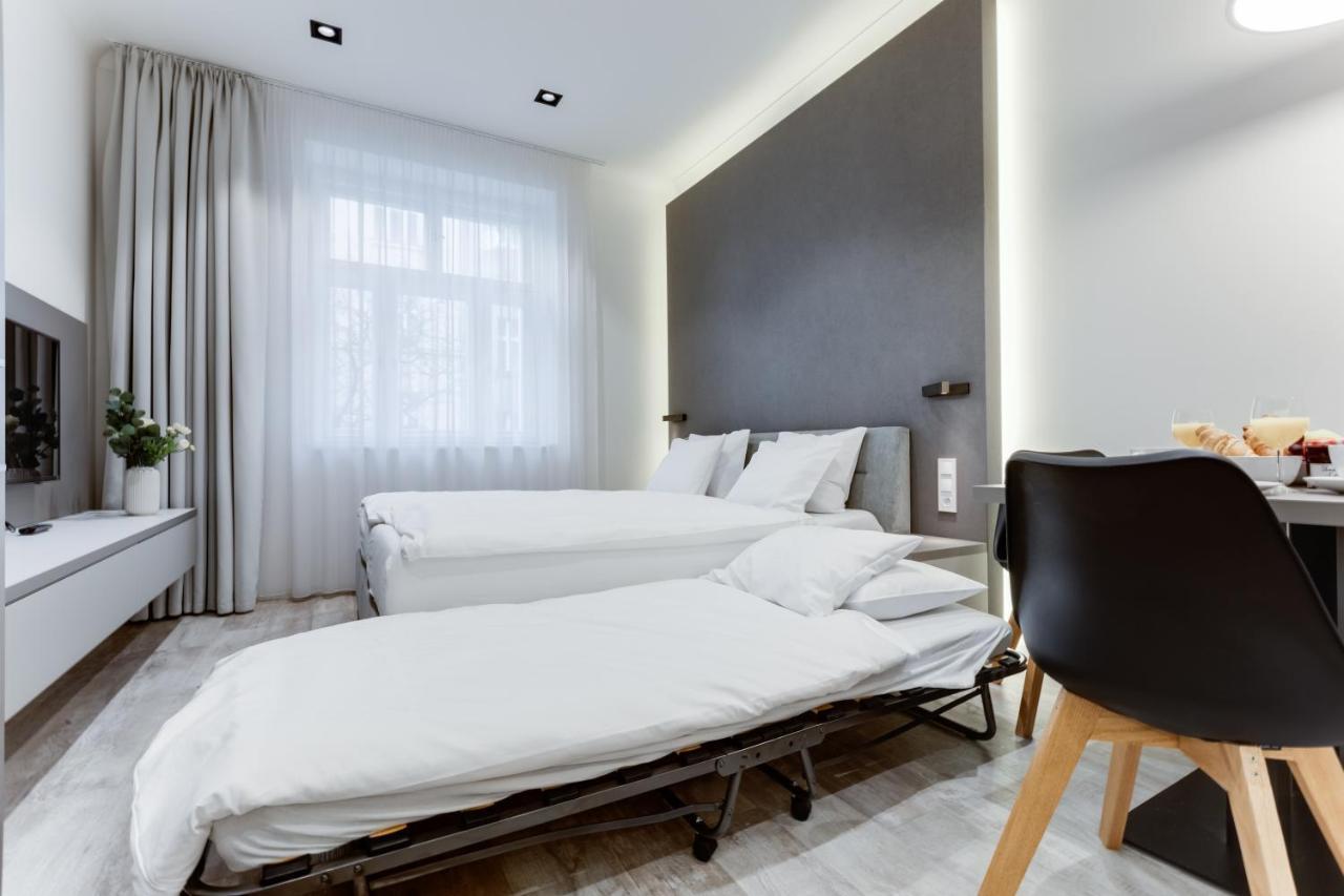 Lampi Aparthotel Prague Ngoại thất bức ảnh