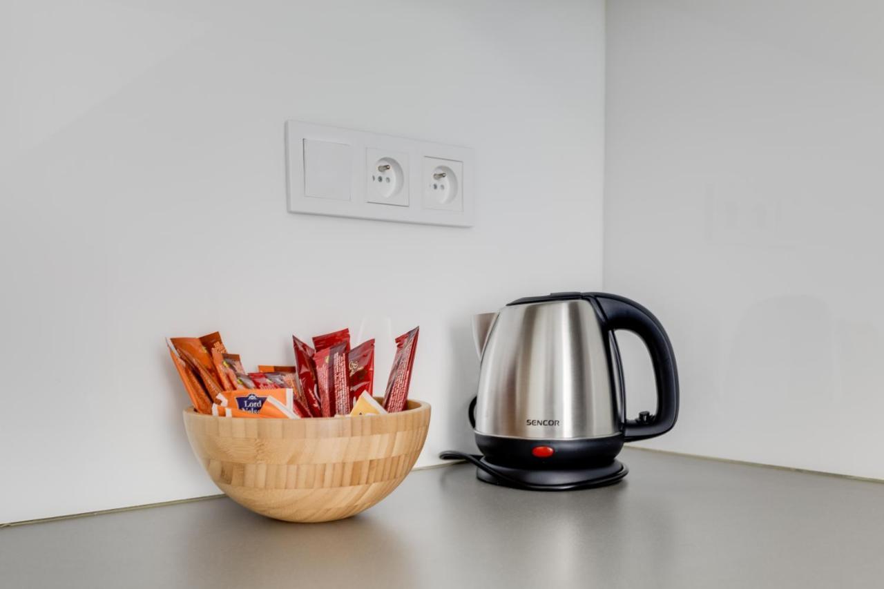 Lampi Aparthotel Prague Ngoại thất bức ảnh